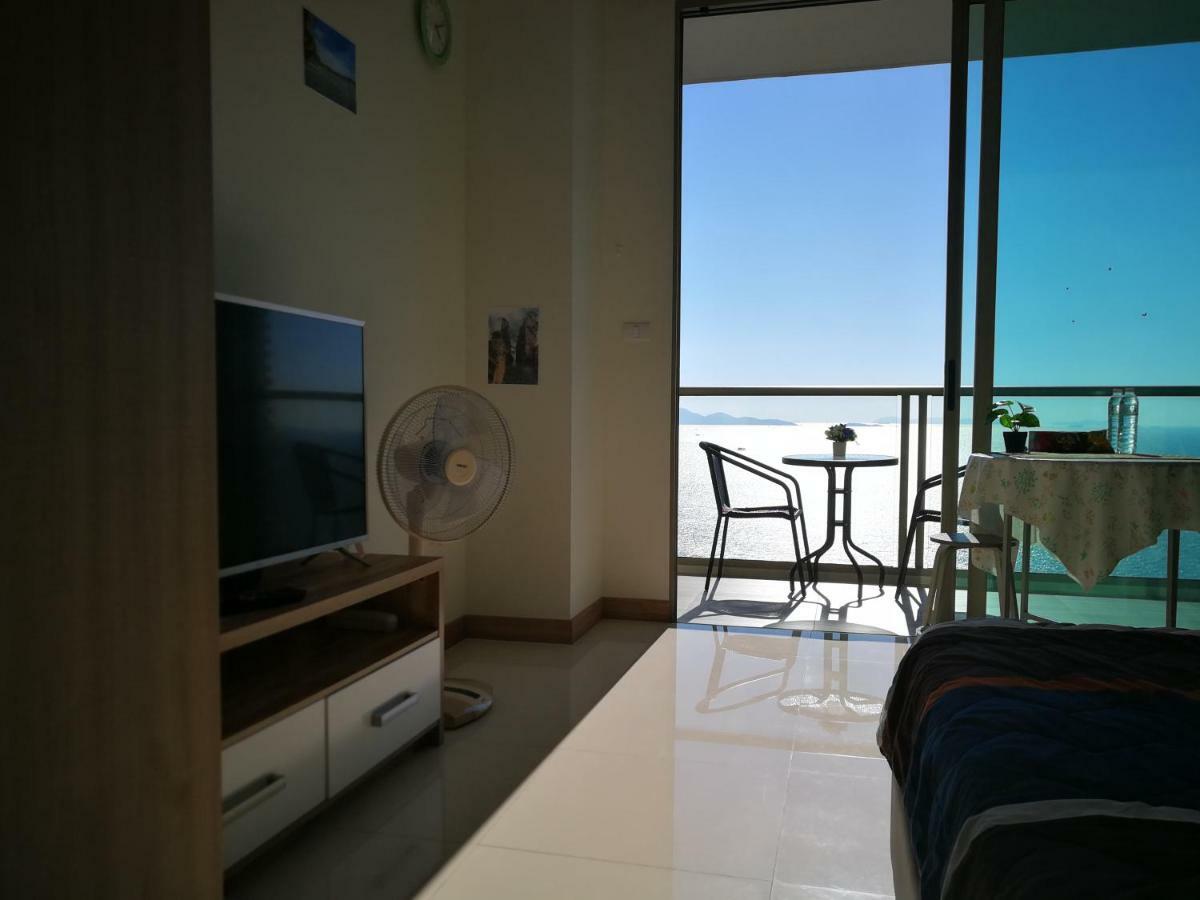 The Riviera Wongamat Hong Apartment Pattaya Exterior foto